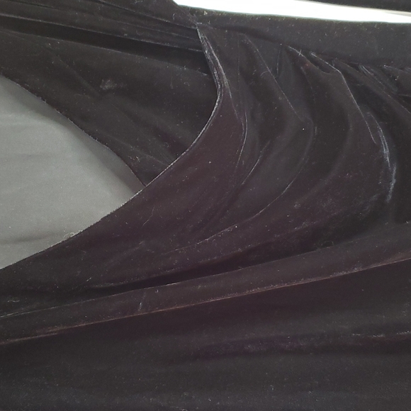 Soft Surroundings Cloudburst velvet faux wrap blouse. - Picture 5 of 7